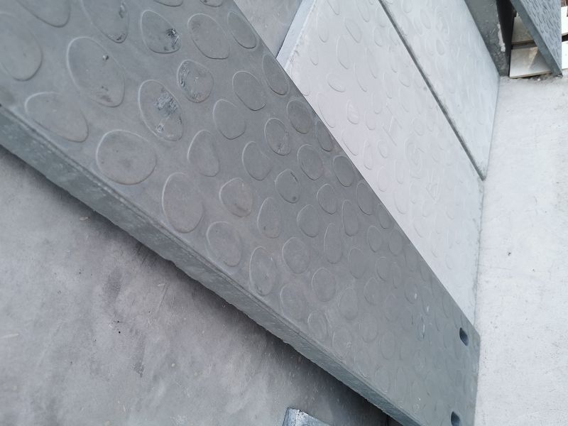 RPC道路蓋板振動臺的工藝